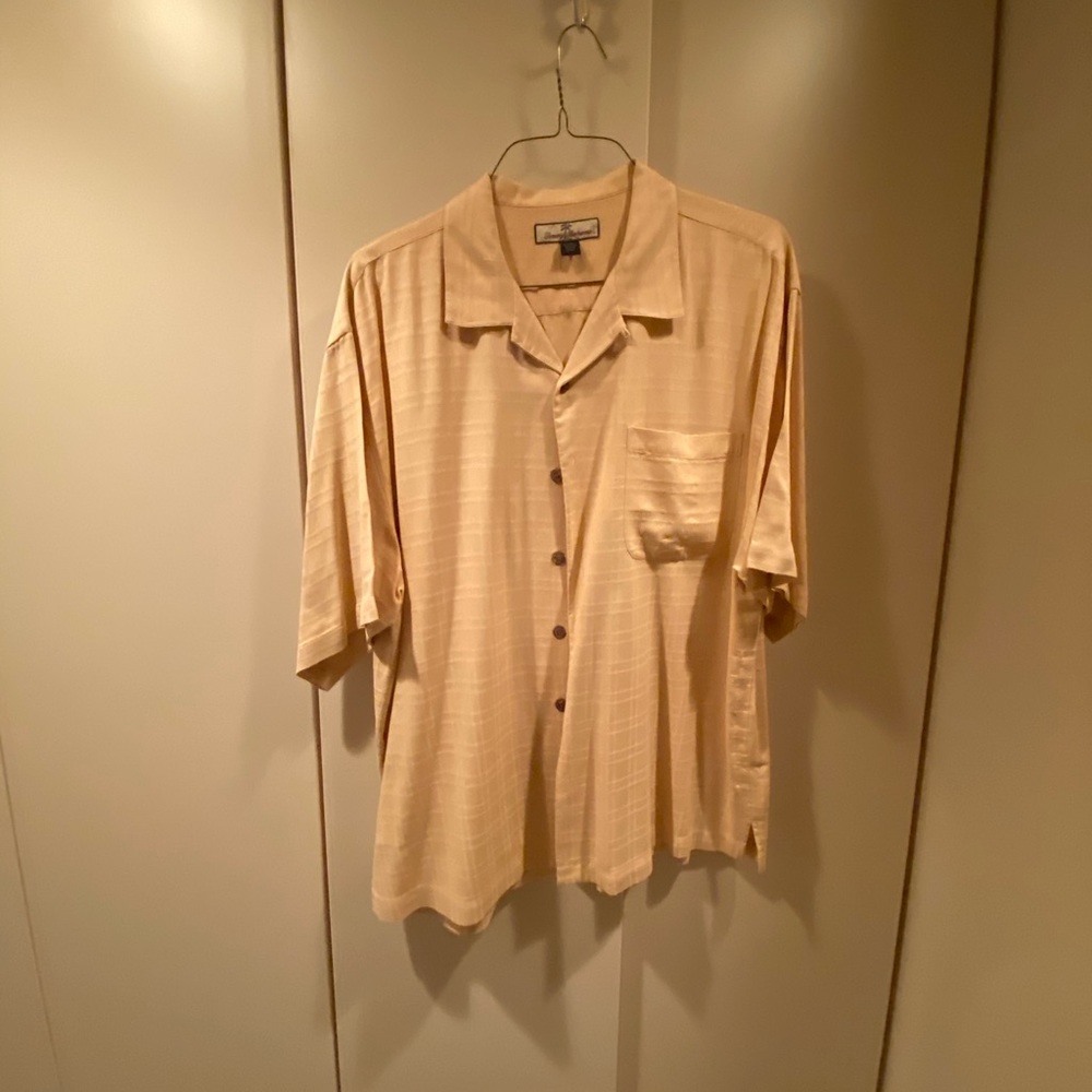 Tommy Bahama - Men’s Hawaiian Shirt